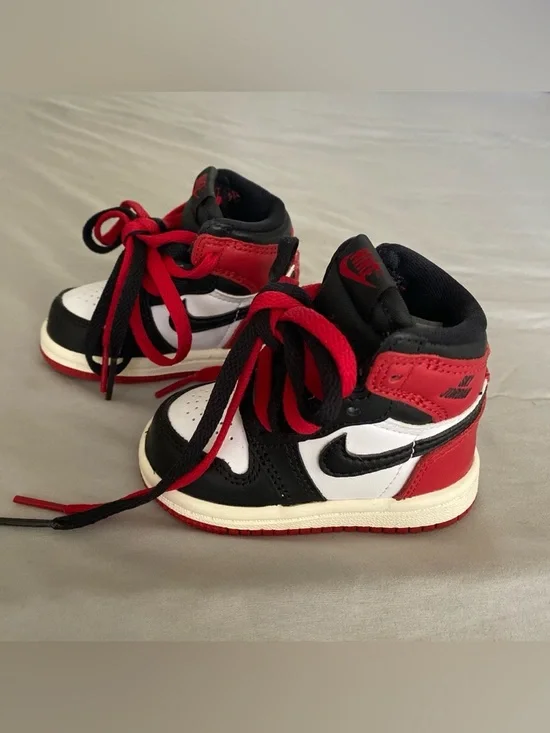 JORDAN 1 RETRO HIGH OG (TD) “BLACK TOE” REIMAGINED Baby Shoes 3C - Picture 4 of 8